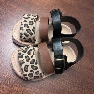 Old Navy Toddler Leopard Sandals
